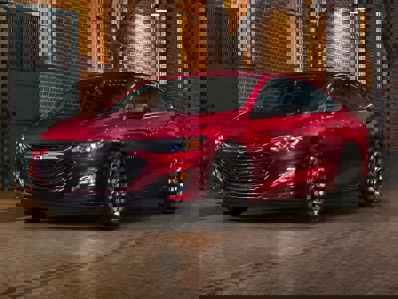 Used 2020 Chevrolet Malibu LT image 1