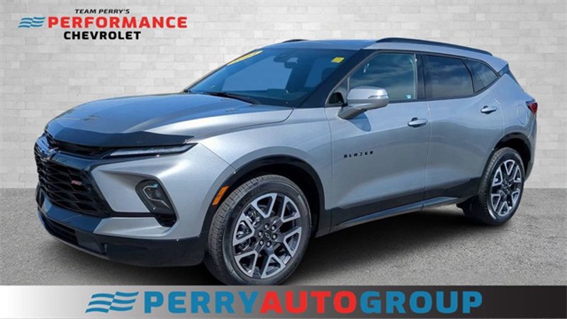 Certified 2024 Chevrolet Blazer RS image 1