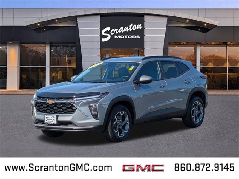 Certified 2024 Chevrolet Trax LT image 1