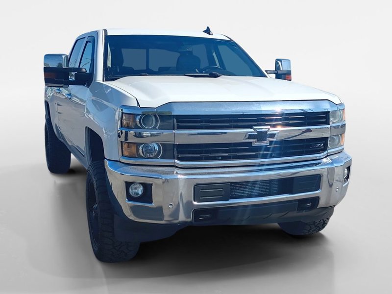 Used 2015 Chevrolet Silverado 3500 LTZ image 1