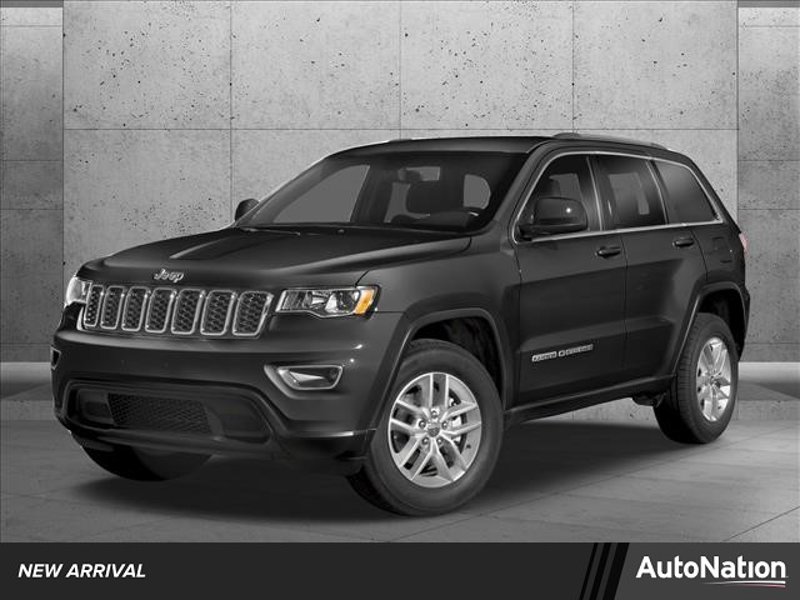 Used 2019 Jeep Grand Cherokee Laredo image 1
