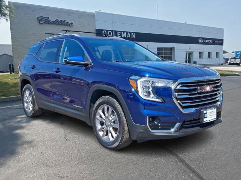 Certified 2022 GMC Terrain SLT image 1