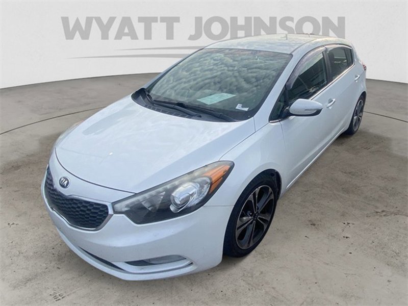 Used 2016 Kia Forte EX image 1