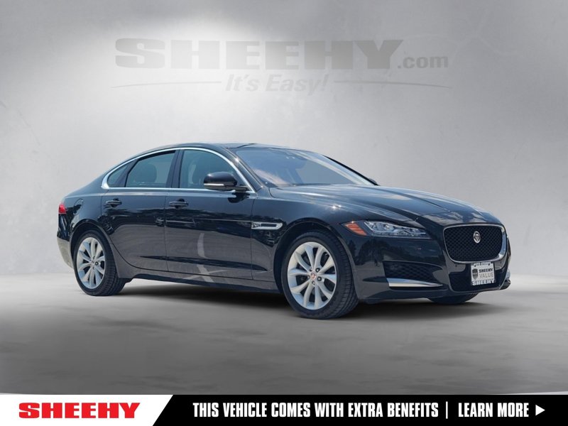 Used 2018 Jaguar XF Premium image 1