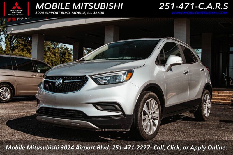 Used 2018 Buick Encore Preferred image 1
