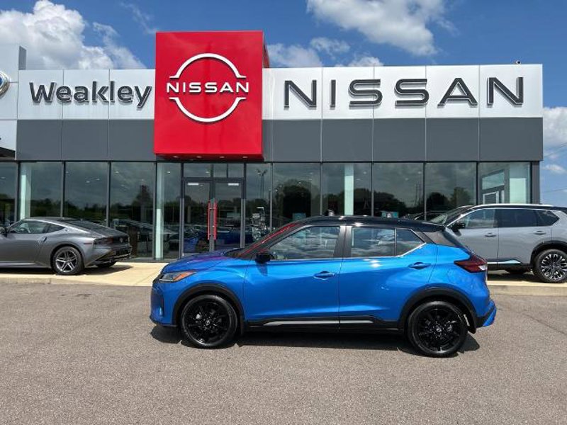 Certified 2023 Nissan Kicks SR w/ SR Premium Package image 1