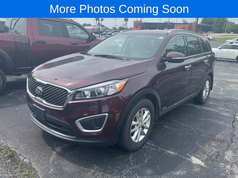 Used 2016 Kia Sorento LX w/ LX Convenience Package image 1