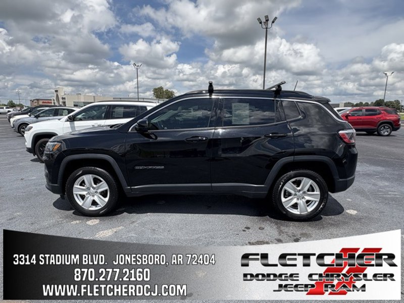 Certified 2022 Jeep Compass Latitude w/ Sun and Sound Group image 1