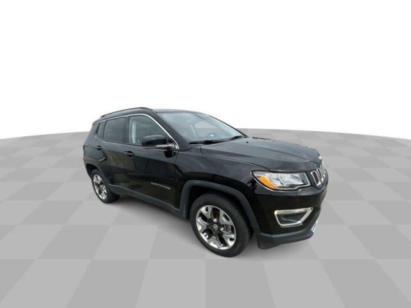 Used 2020 Jeep Compass Limited image 1