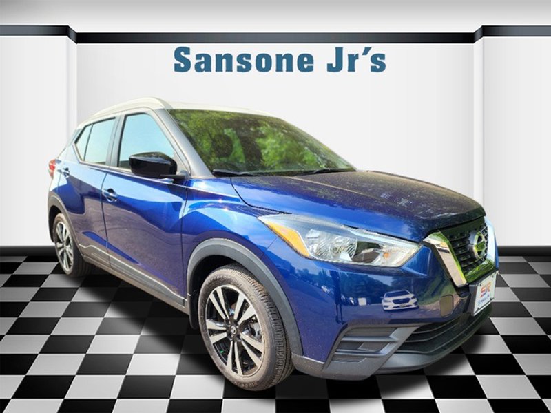 Certified 2020 Nissan Kicks SV image 1
