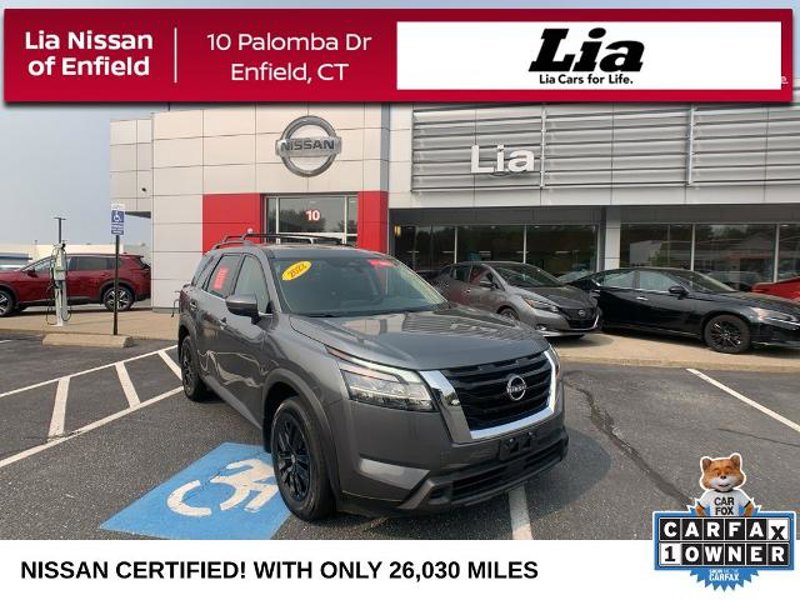 Certified 2022 Nissan Pathfinder SV image 1