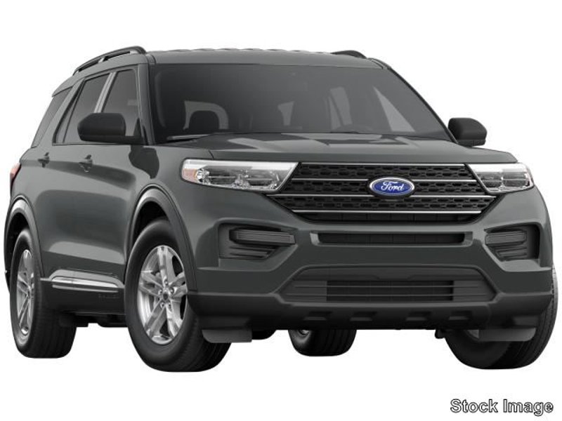 Certified 2022 Ford Explorer XLT w/ Equipment Group 202A image 1