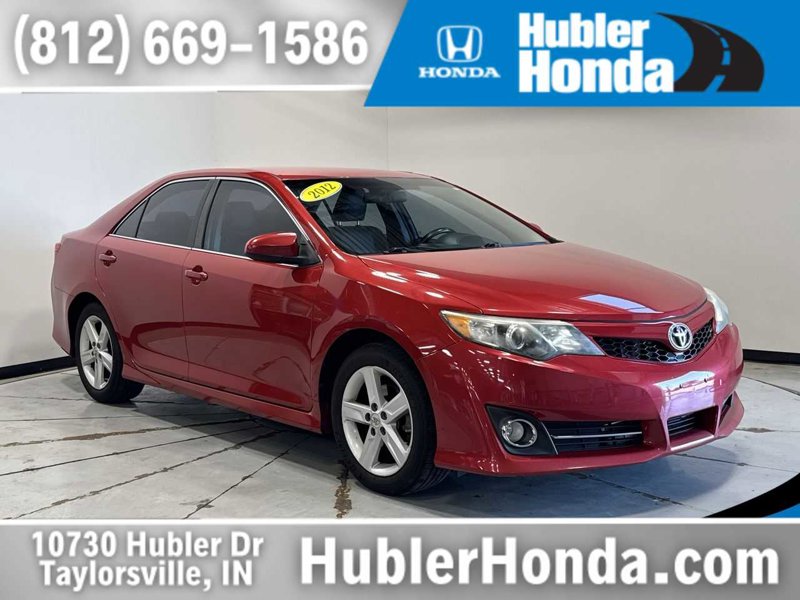 Used 2012 Toyota Camry SE image 1