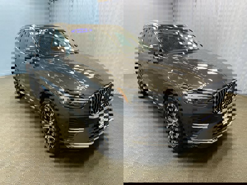 Certified 2022 Volvo XC60 B5 Inscription w/ Advanced Package image 1