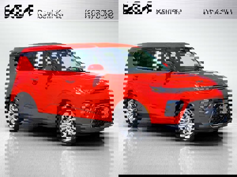 Certified 2022 Kia Soul LX image 1