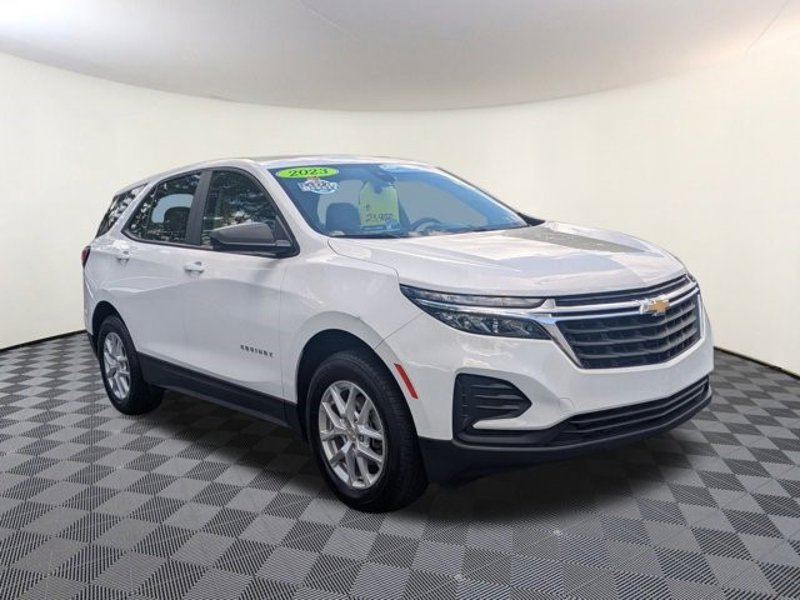 Certified 2023 Chevrolet Equinox LS image 1