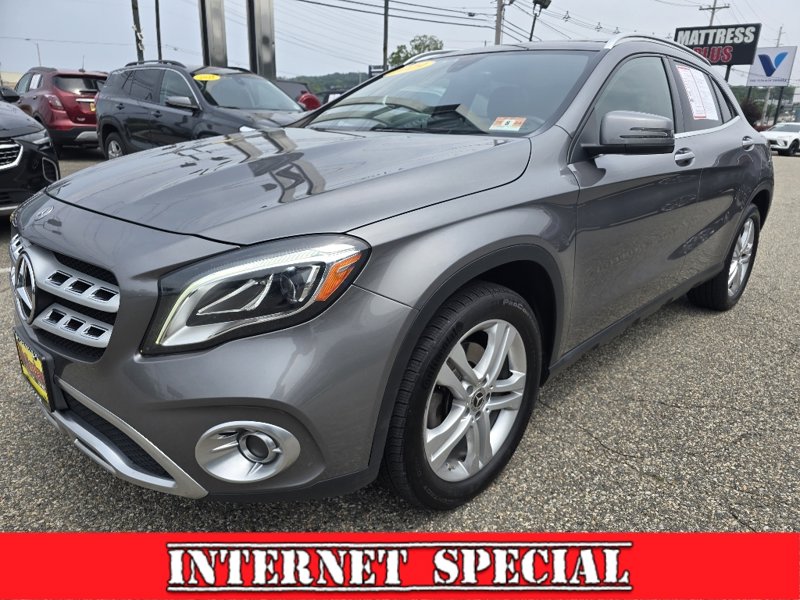 Used 2019 Mercedes-Benz GLA 250 4MATIC image 1