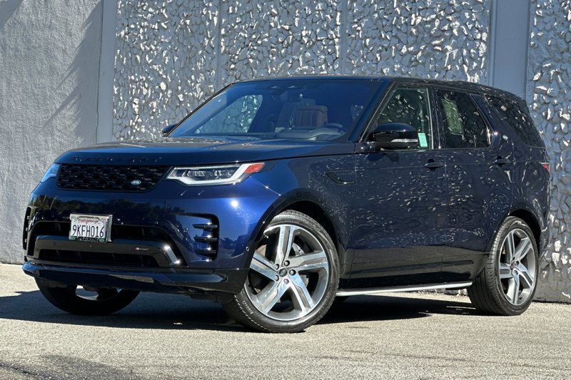 Certified 2023 Land Rover Discovery HSE R-Dynamic image 1