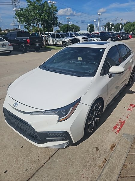 Used 2020 Toyota Corolla SE image 1