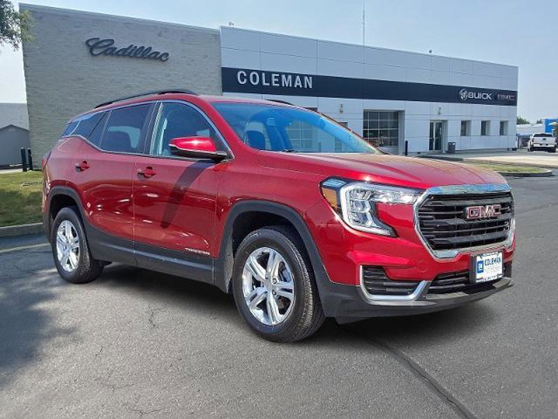 Certified 2022 GMC Terrain SLE w/ Driver Convenience Package image 1