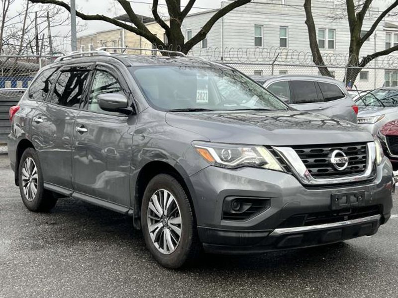 Certified 2019 Nissan Pathfinder S image 1