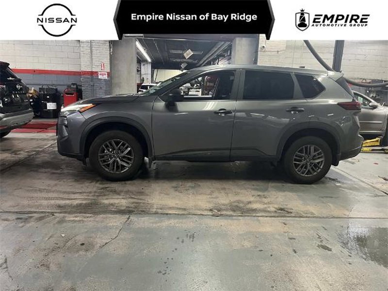 Certified 2023 Nissan Rogue S image 1