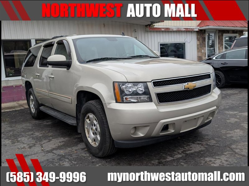 Used 2013 Chevrolet Suburban LS w/ Convenience Package 1 image 1