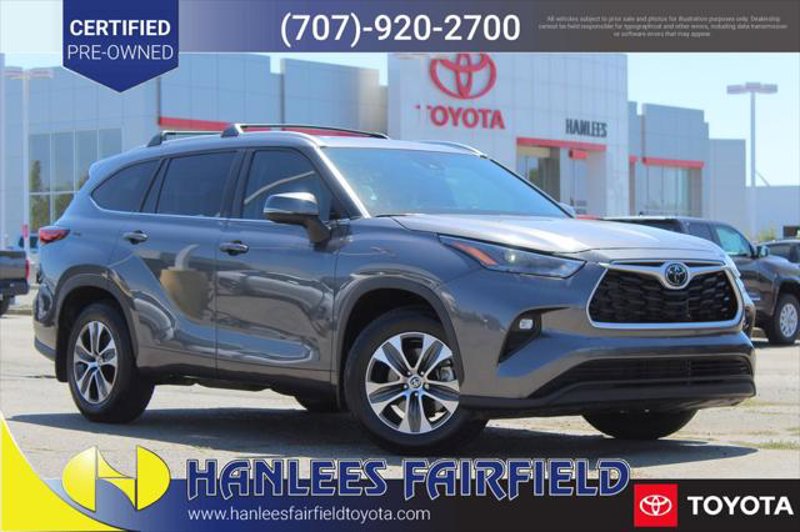 Certified 2023 Toyota Highlander XLE image 1