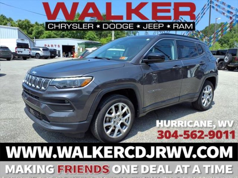 Certified 2022 Jeep Compass Latitude w/ Sun and Sound Group image 1