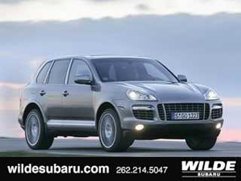 Used 2010 Porsche Cayenne image 1