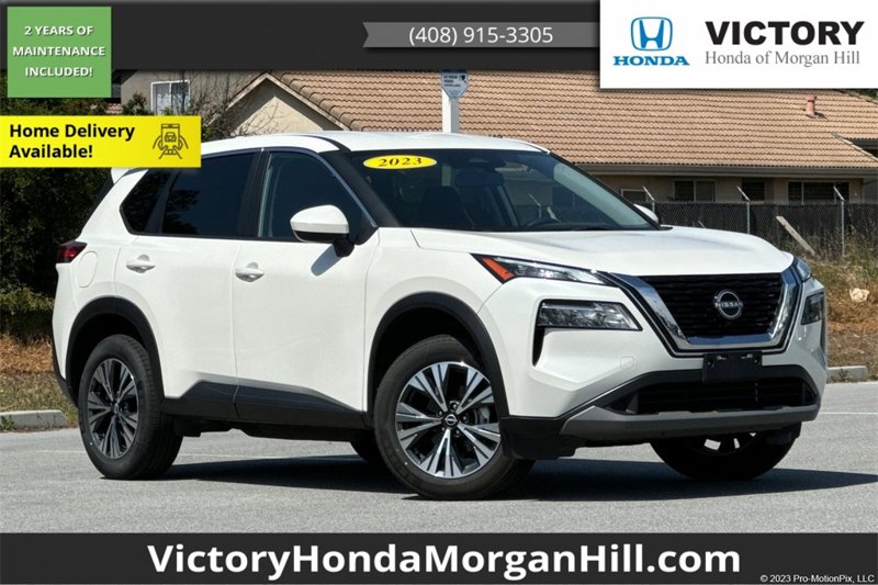 Used 2023 Nissan Rogue SV image 1