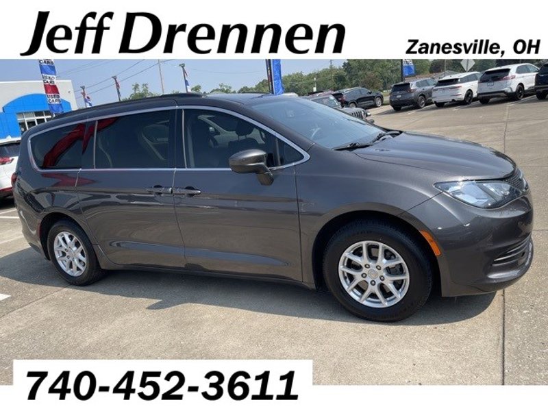 Used 2020 Chrysler Voyager Lxi image 1