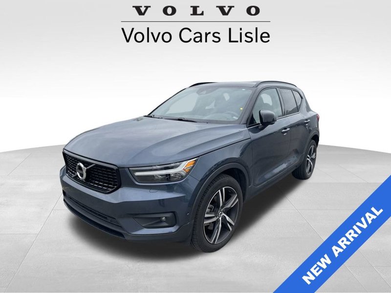 Certified 2022 Volvo XC40 T5 R-Design image 1