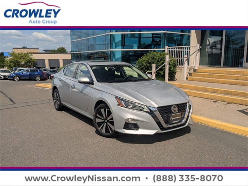 Certified 2021 Nissan Altima 2.5 SL image 1