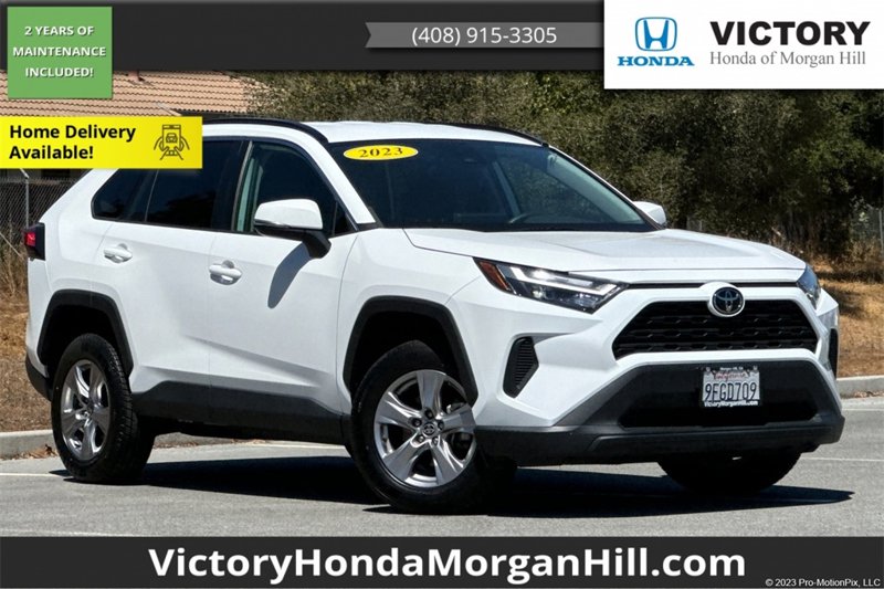 Used 2023 Toyota RAV4 XLE image 1