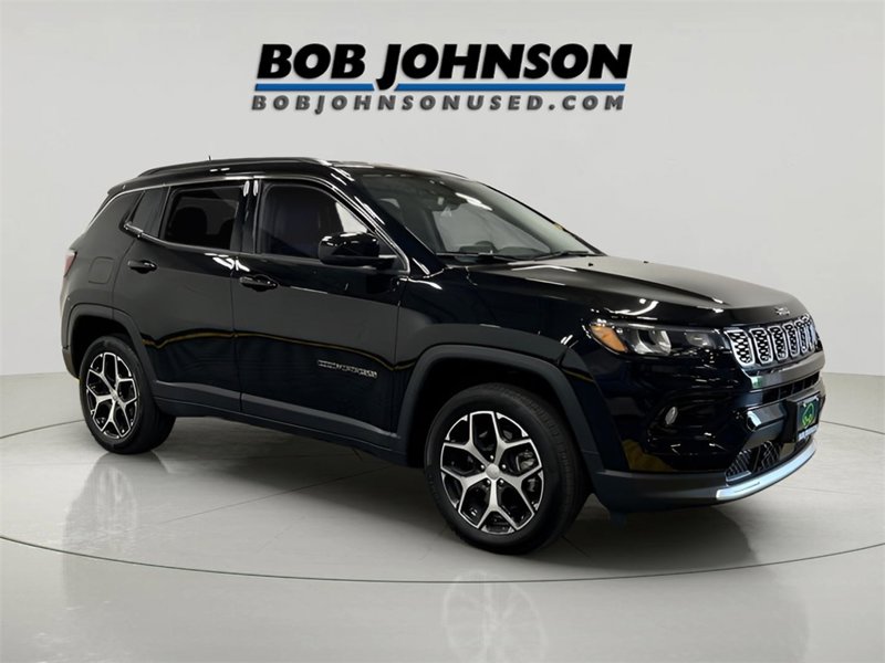 Used 2024 Jeep Compass Limited image 1