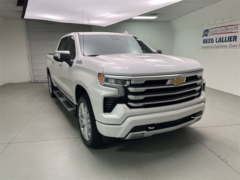 Certified 2025 Chevrolet Silverado 1500 High Country w/ Technology Package image 1