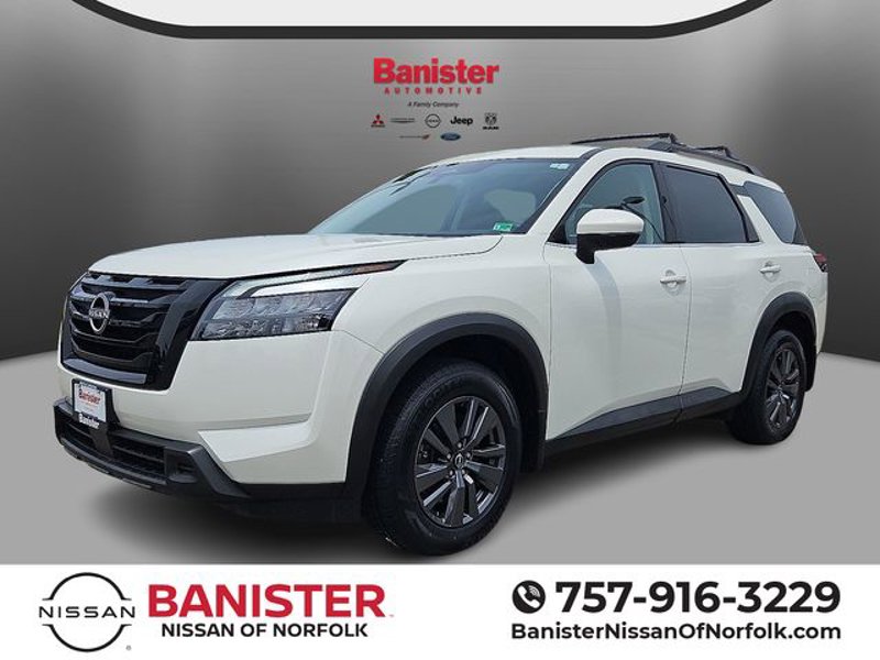 Certified 2024 Nissan Pathfinder SV w/ Black Appearance Package image 1