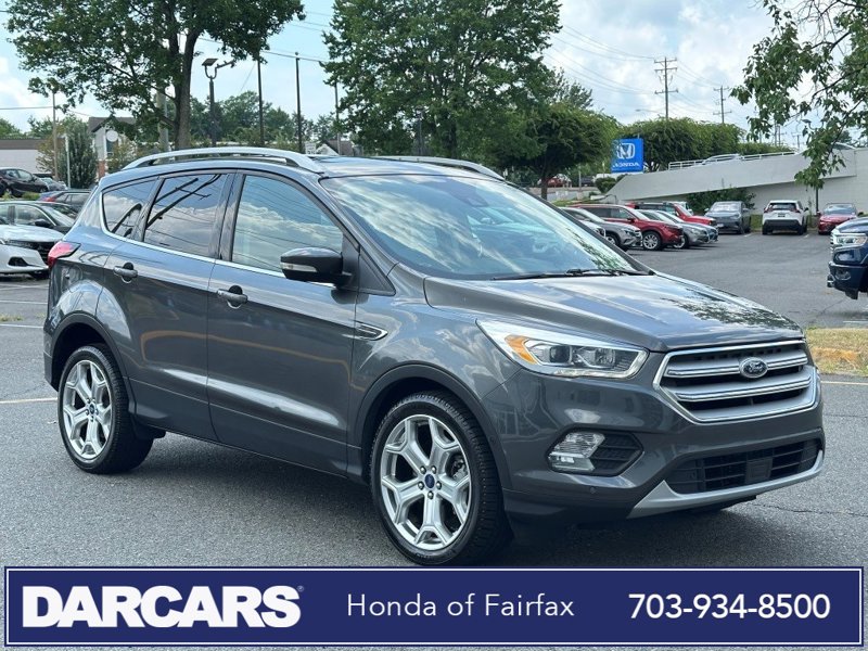 Used 2019 Ford Escape Titanium image 1