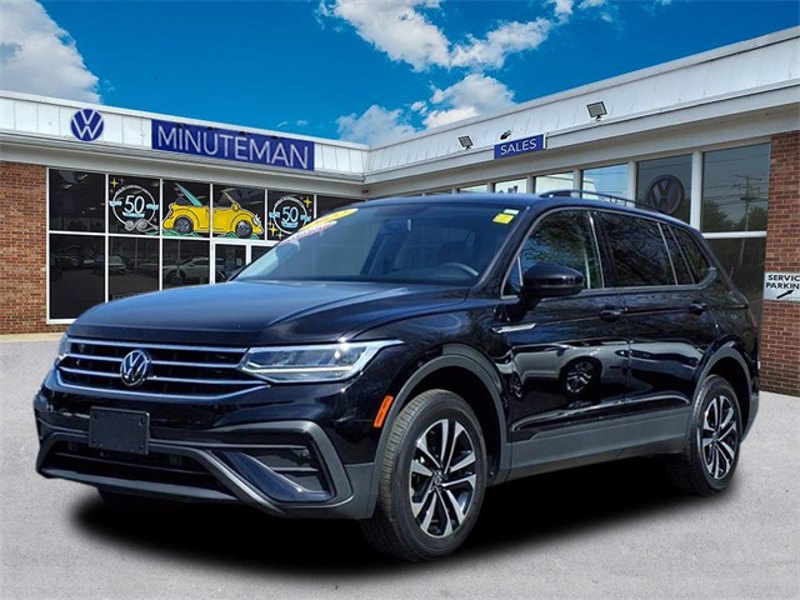 Certified 2022 Volkswagen Tiguan S image 1