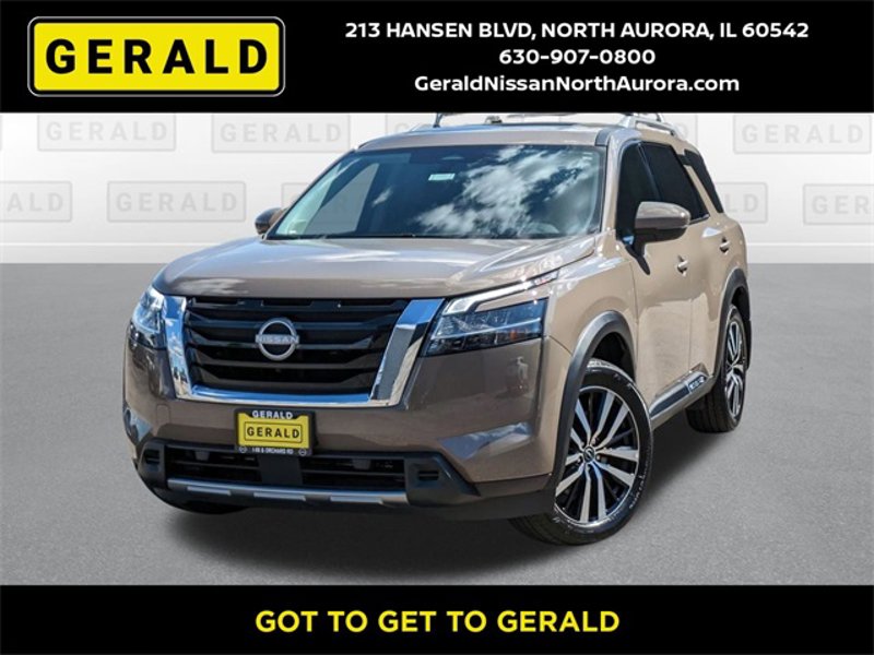 Certified 2024 Nissan Pathfinder Platinum w/ Cargo Package image 1