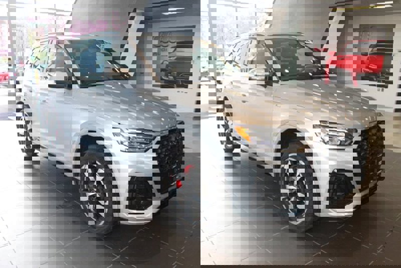 Certified 2024 Audi Q5 2.0T Premium Plus image 1