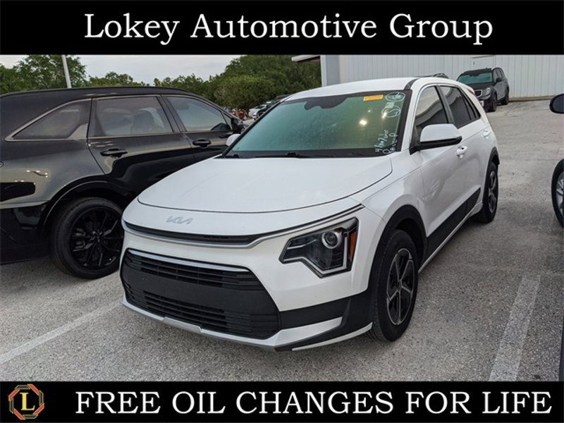 Certified 2023 Kia Niro LX image 1