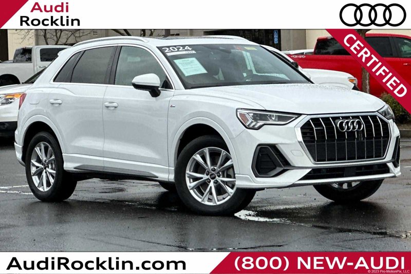 Certified 2024 Audi Q3 2.0T Premium image 1