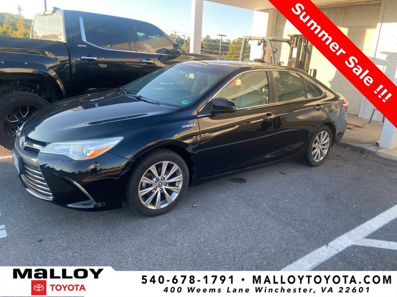 Used 2015 Toyota Camry XLE image 1