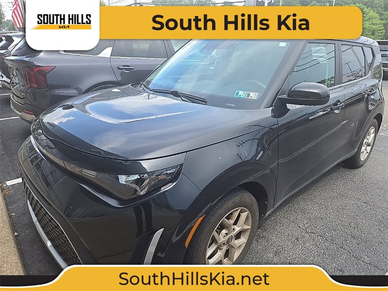 Certified 2023 Kia Soul S image 1