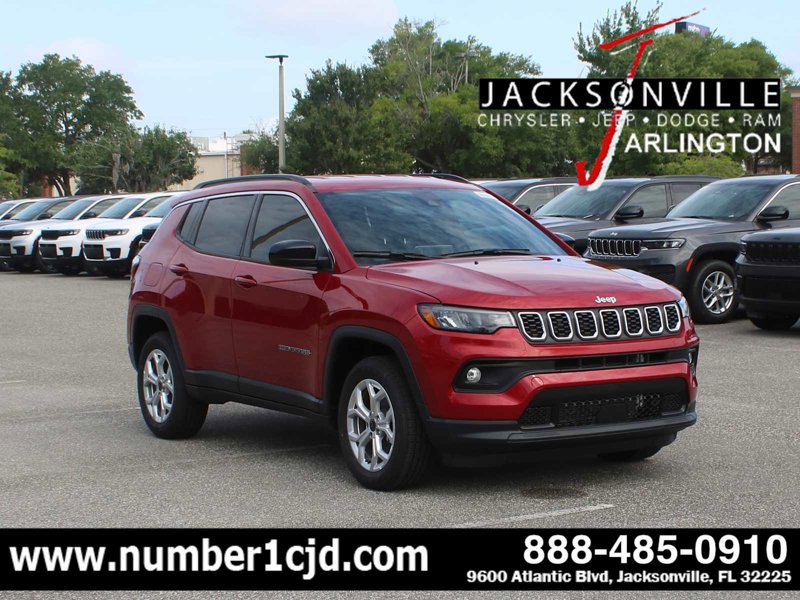 New 2025 Jeep Compass Latitude image 1