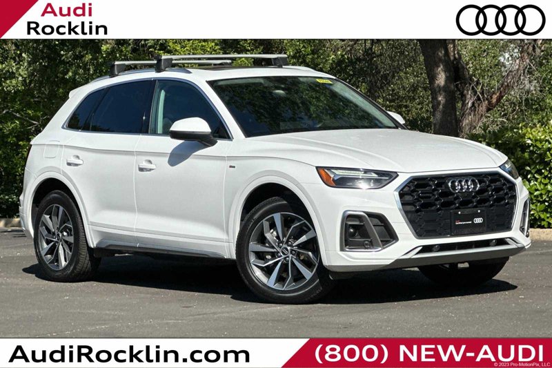 Certified 2024 Audi Q5 2.0T Premium Plus image 1