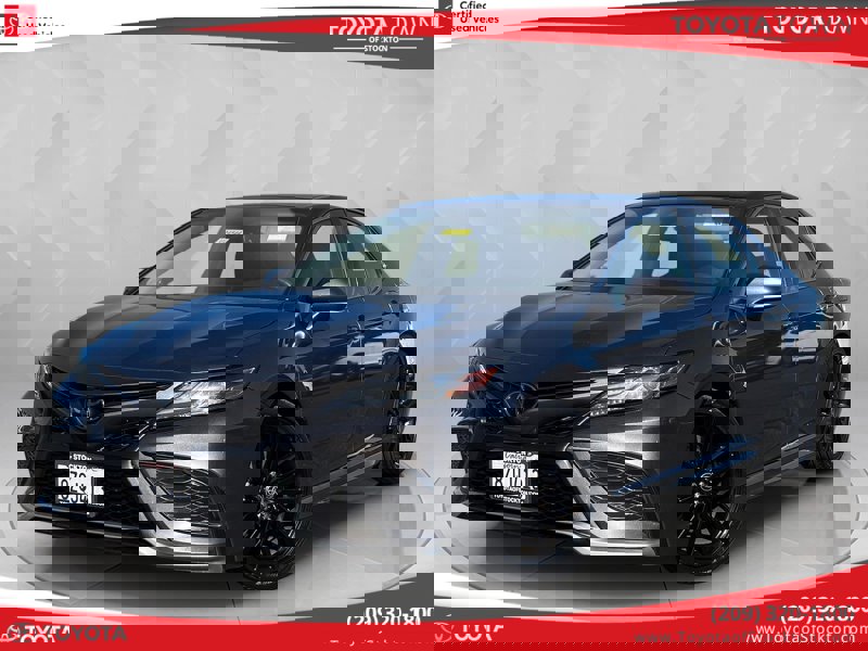 Certified 2022 Toyota Camry XSE image 1