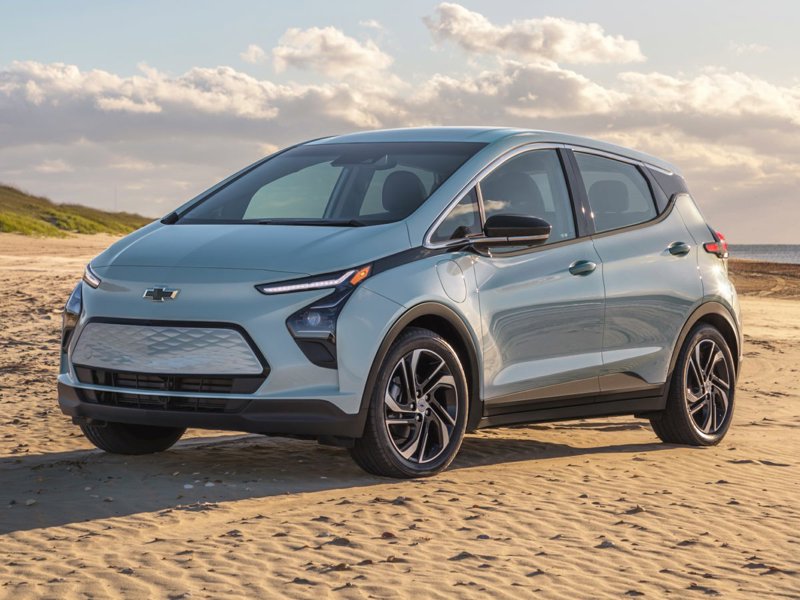 Used 2023 Chevrolet Bolt LT image 1